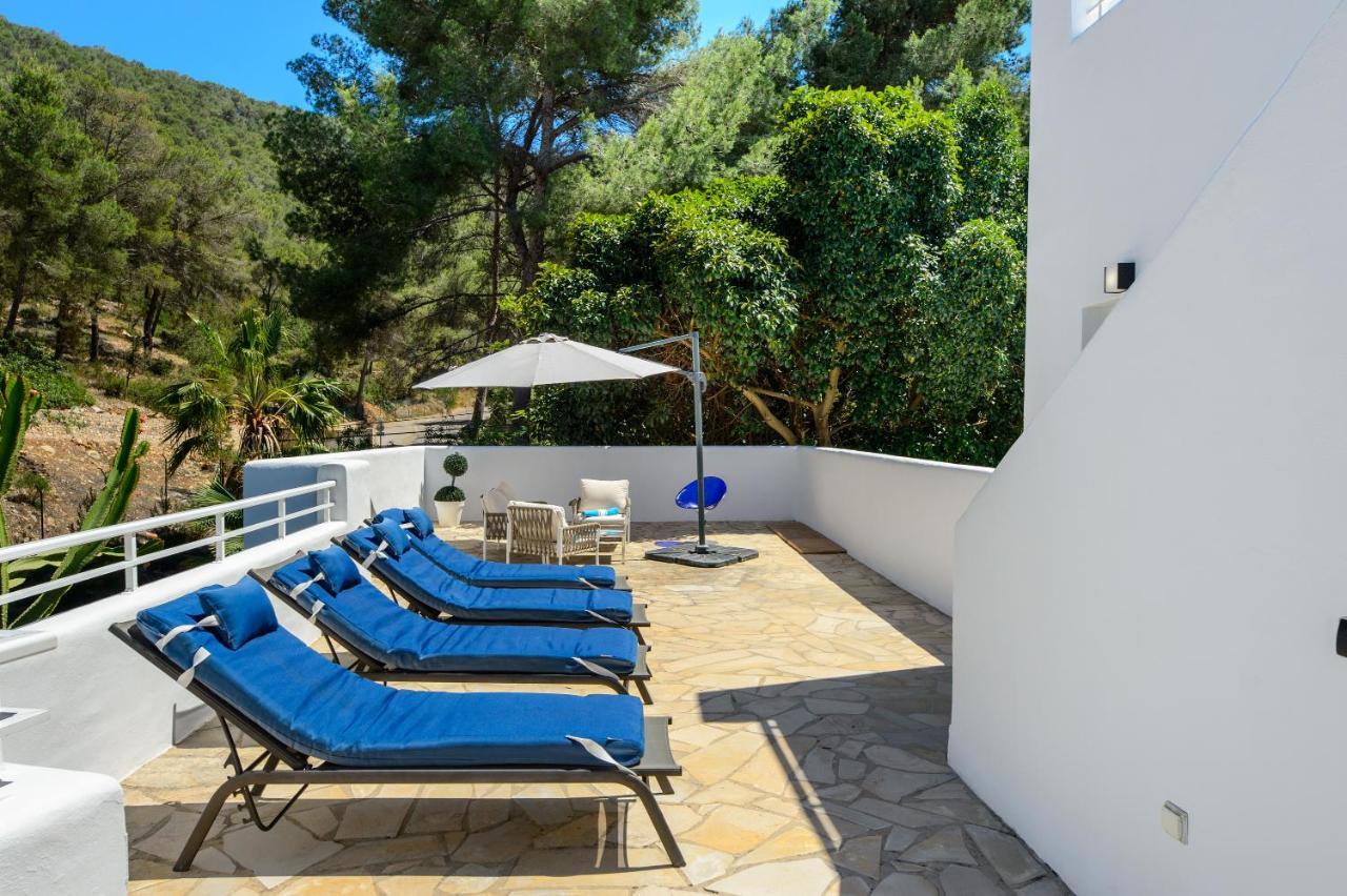 Villa Amarantos Санта Еулалия дел Рио Екстериор снимка